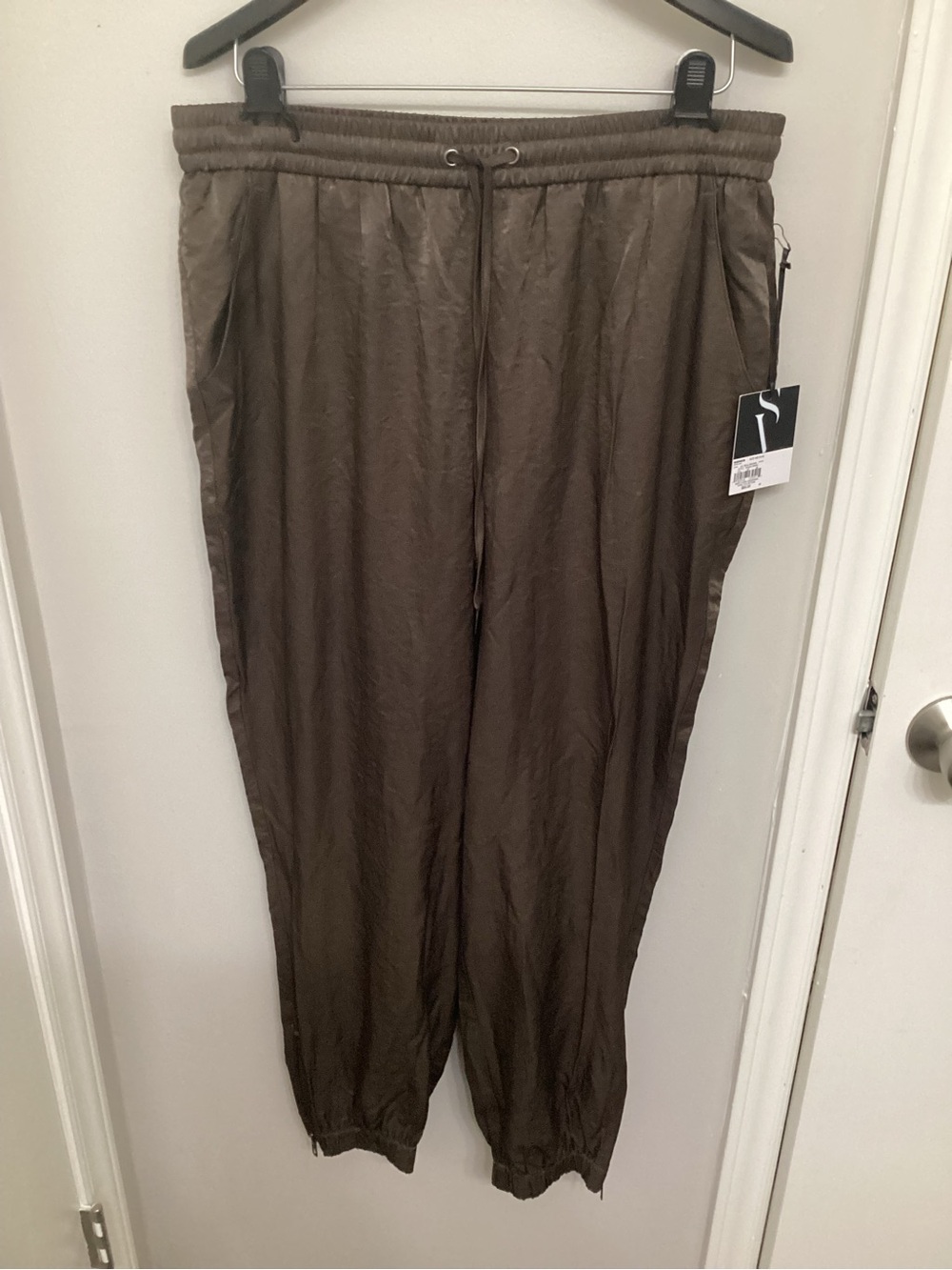 Kohl's Brown Elastic Waist Drawstring Joggers